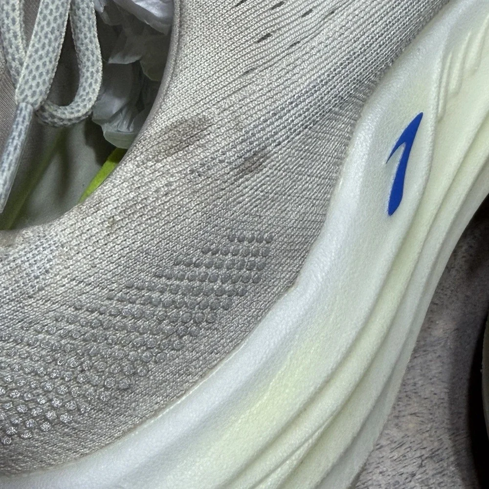 Brooks shoes are